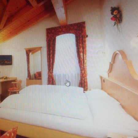 Hotel Pordoi - Fam Furgler อารับบา ภายนอก รูปภาพ