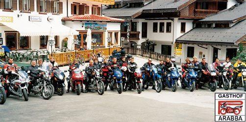 Hotel Pordoi - Fam Furgler อารับบา ภายนอก รูปภาพ